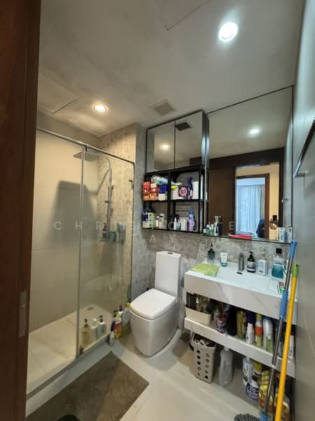 Jardin, 968 Dunearn Road, 3 Bedrooms, 1,292 sqft, Condominium For Rent, by Christopher Tay, 500101818 - Bathroom - PropertyGuru.com.sg