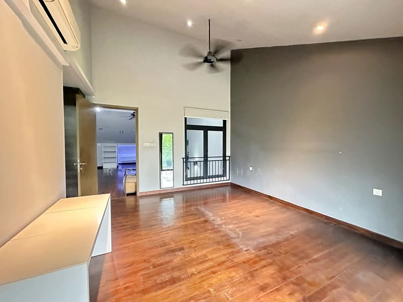 Merryn Drive, Merryn Drive, 5 Bedrooms, 3,632 sqft, Terraced House For Rent, by Ronda Tham, 500101819 - Living Room - PropertyGuru.com.sg