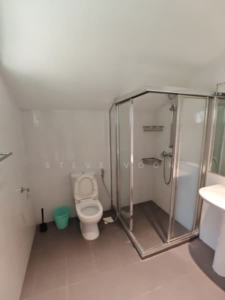 24 Petain Road, 24 Petain Road, Room Rental, 180 sqft, Conservation House For Rent, by Steve Voon, 500101833 - Bathroom - PropertyGuru.com.sg