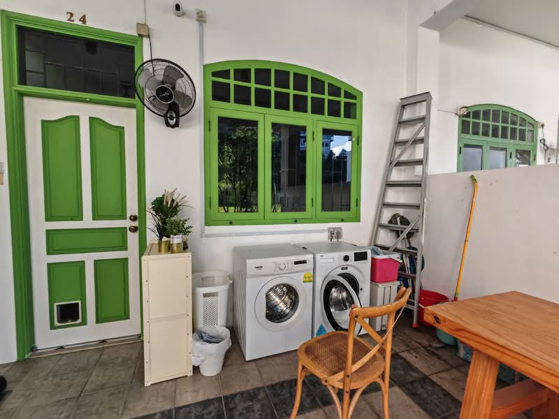 24 Petain Road, 24 Petain Road, Room Rental, 180 sqft, Conservation House For Rent, by Steve Voon, 500101833 - Entrance - PropertyGuru.com.sg