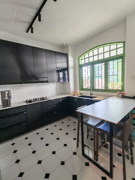 24 Petain Road, 24 Petain Road, Room Rental, 180 sqft, Conservation House For Rent, by Steve Voon, 500101833 - Kitchen - PropertyGuru.com.sg