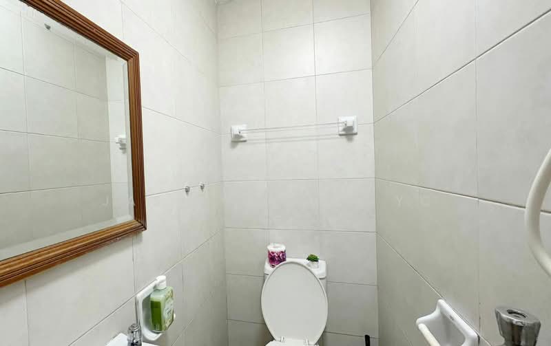 Meadow Lodge, 31 Chun Tin Road, Room Rental, 100 sqft, Condominium For Rent, by Jasmine Tan YC, 500101834 - Bathroom - PropertyGuru.com.sg