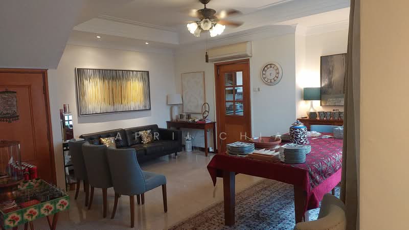 Seng Yong Villas Terraced House For Sale at S$ 6,500,000 | PropertyGuru Singapore - Living Room