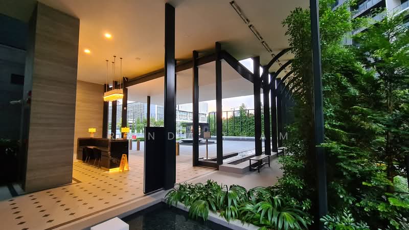 Park Colonial, 2 Woodleigh Lane, 1 Bedroom, 463 sqft, Condominium For Sale, by Ronda Tham, 500101850 - Entrance - PropertyGuru.com.sg