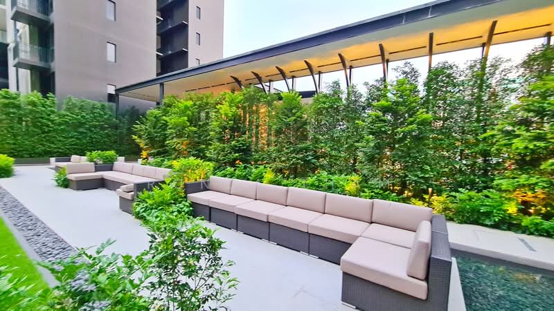 Park Colonial, 2 Woodleigh Lane, 1 Bedroom, 463 sqft, Condominium For Sale, by Ronda Tham, 500101850 - Exterior - PropertyGuru.com.sg