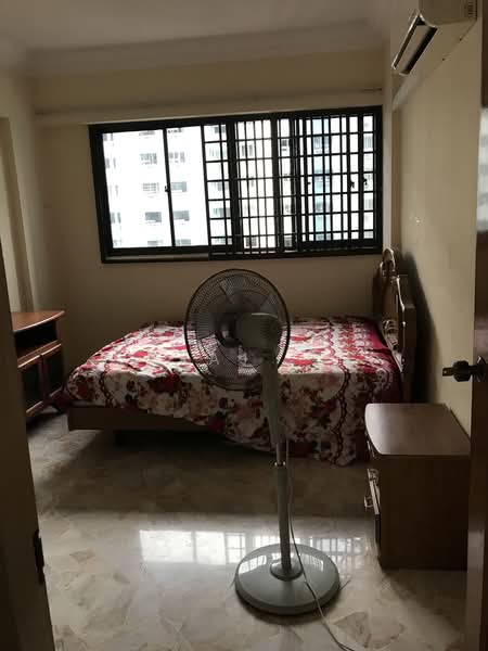 18 Eunos Crescent, 18 Eunos Crescent, 2 Bedrooms, 735 sqft, HDB Flat For Rent, by Raj ., 500101852 - Bedroom - PropertyGuru.com.sg