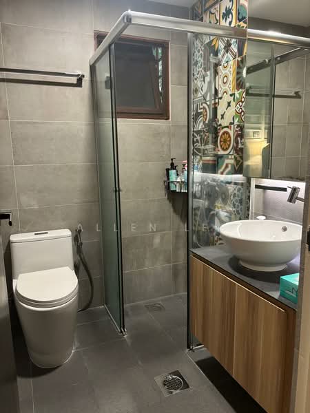 High Oak Condo, 11 Toh Tuck Road, 2 Bedrooms, 1,044 sqft, Condominium For Sale, by Allen Lee, 500101872 - Bathroom - PropertyGuru.com.sg