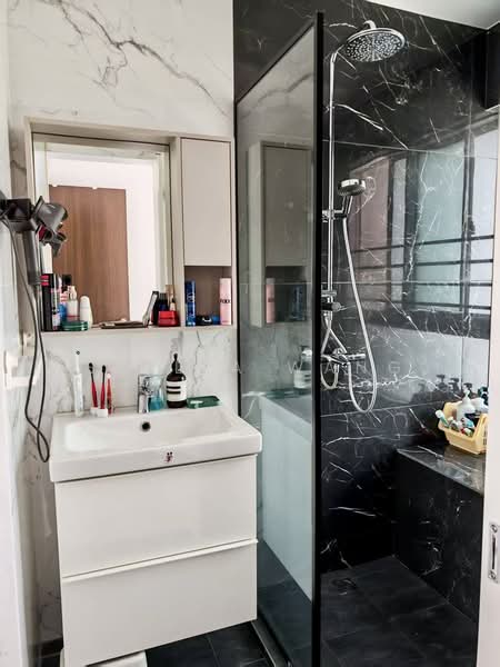 588B Ang Mo Kio Street 52, 588B Ang Mo Kio Street 52, 3 Bedrooms, 969 sqft, HDB Flat For Sale, by Stella Wang, 500101873 - Bathroom - PropertyGuru.com.sg