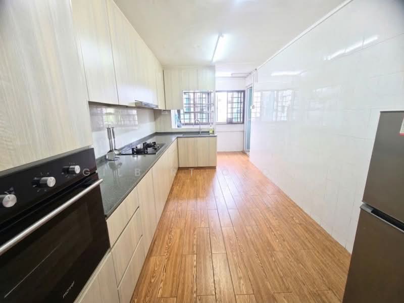 529 Bedok North Street 3, 529 Bedok North Street 3, 2 Bedrooms, 732 sqft, HDB Flat For Sale, by Gilbert Chong, 500101878 - Kitchen - PropertyGuru.com.sg