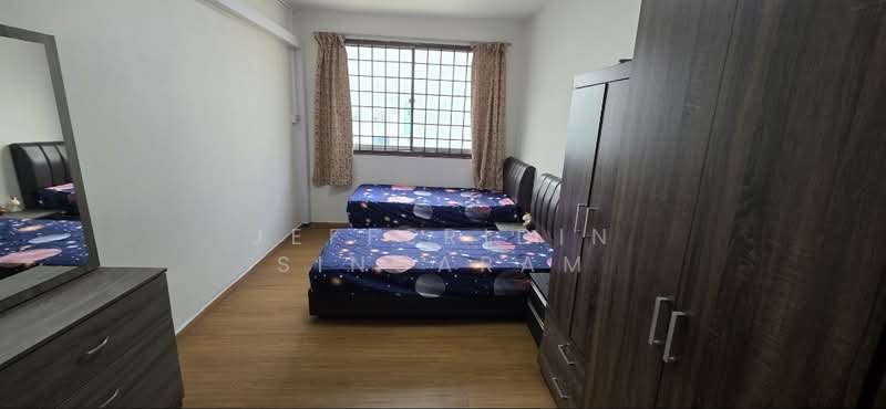 745 Jurong West Street 73, 745 Jurong West Street 73, 3 Bedrooms, 1,119 sqft, HDB Flat For Sale, by Jefferidin Singaram, 500101890 - Bedroom - PropertyGuru.com.sg