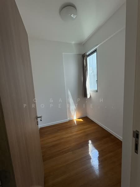 Canberra Residences, 501 Canberra Drive, 2 Bedrooms, 904 sqft, Condominium For Sale, by BETTY, 500101903 - Interior - PropertyGuru.com.sg