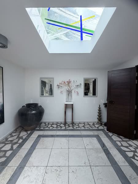 Wilby Road GCB, , 8 Bedrooms, 8,000 sqft, Good Class Bungalow For Sale, by Elaine Lin, 500101910 - Entrance - PropertyGuru.com.sg