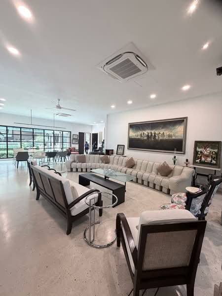Wilby Road GCB, , 8 Bedrooms, 8,000 sqft, Good Class Bungalow For Sale, by Elaine Lin, 500101910 - Living Room - PropertyGuru.com.sg