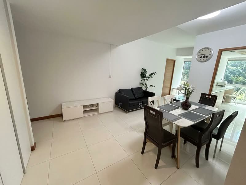 The Sail @ Marina Bay, 6 Marina Boulevard, Room Rental, 200 sqft, Condominium For Rent, by Connie Seah, 500101917 - Living Room - PropertyGuru.com.sg