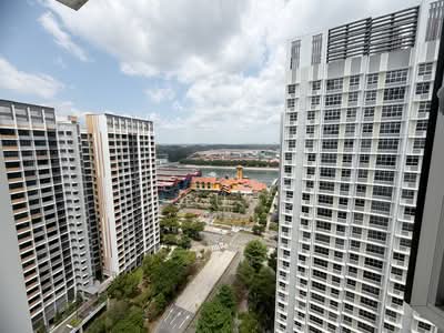 For Sale - 405A Northshore Drive