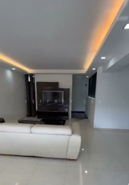 208 Pasir Ris Street 21, 208 Pasir Ris Street 21, 4 Bedrooms, 1,571 sqft, HDB Flat For Rent, by Jeffrey Lee, 500101919 - Living Room - PropertyGuru.com.sg