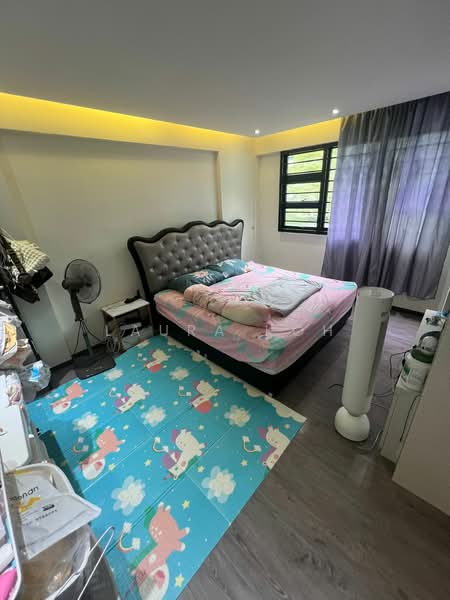 335B Yishun Riverwalk, 335B Yishun Street 31, 3 Bedrooms, 990 sqft, HDB Flat For Sale, by Laura Koh, 500101925 - MasterBedroom - PropertyGuru.com.sg