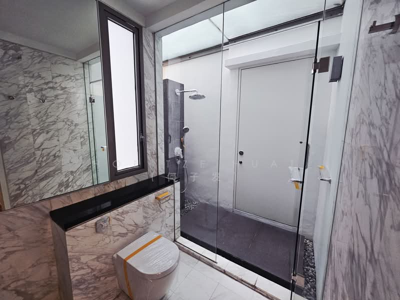 The Abode at Devonshire, 9 Devonshire Road, 3 Bedrooms, 2,723 sqft, Condominium For Sale, by Hoe Tze Huat (何子发), 500101934 - Bathroom - PropertyGuru.com.sg