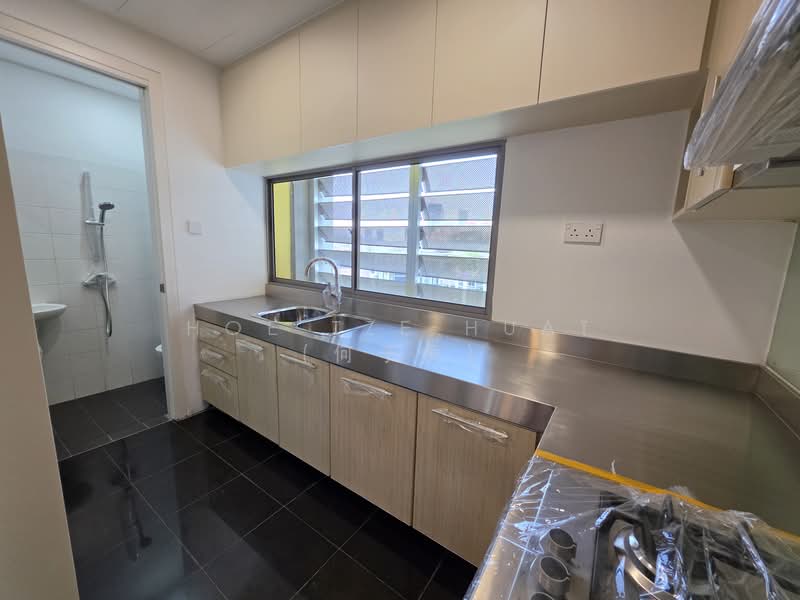 The Abode at Devonshire, 9 Devonshire Road, 3 Bedrooms, 2,723 sqft, Condominium For Sale, by Hoe Tze Huat (何子发), 500101934 - Kitchen - PropertyGuru.com.sg