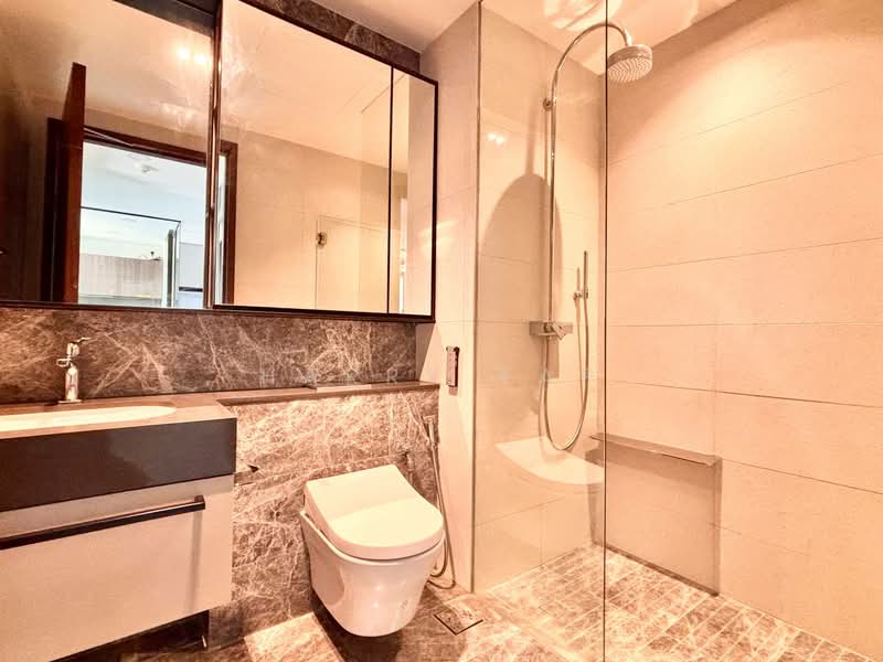 Parksuites Cluster House For Sale at S$ 7,620,000 | PropertyGuru Singapore - Bathroom