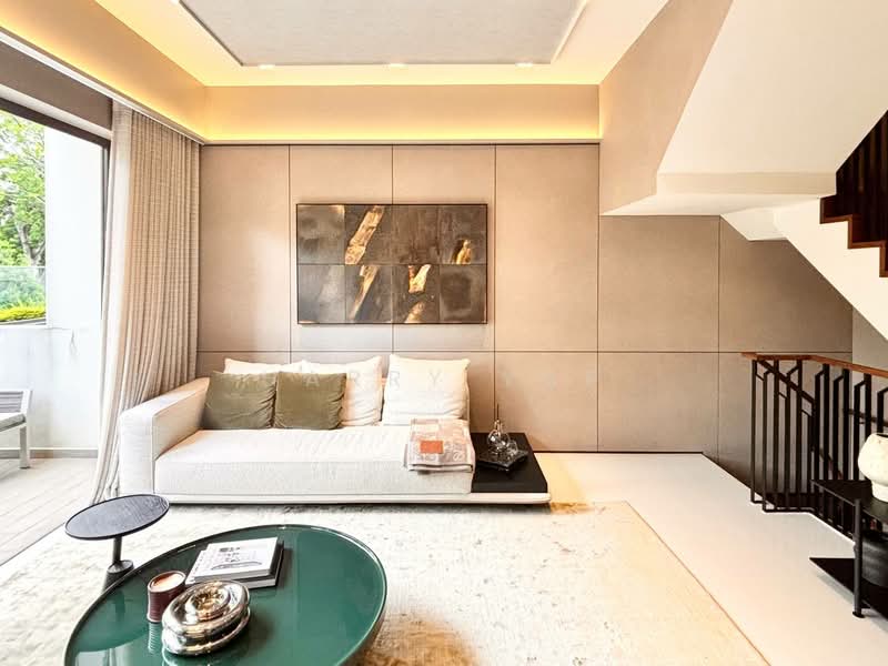 Parksuites Cluster House For Sale at S$ 7,620,000 | PropertyGuru Singapore - Living Room