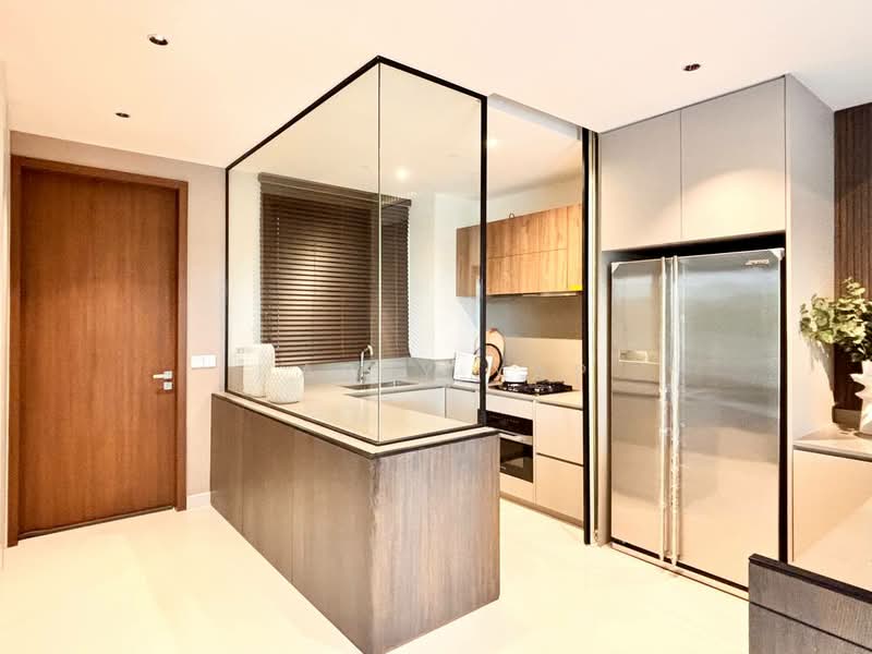 Parksuites Cluster House For Sale at S$ 7,620,000 | PropertyGuru Singapore - Kitchen