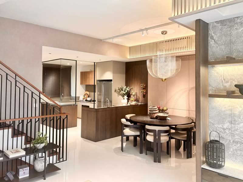 Parksuites Cluster House For Sale at S$ 7,620,000 | PropertyGuru Singapore - Kitchen
