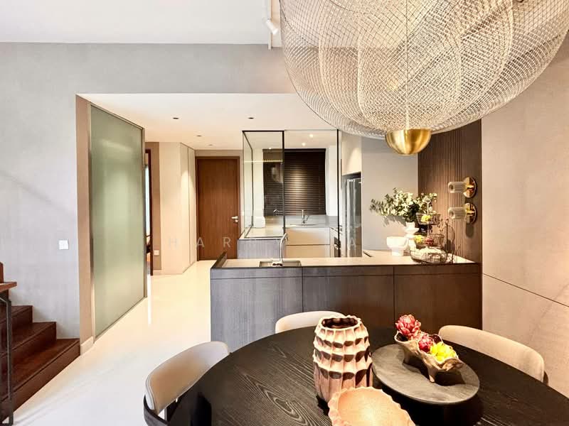 Parksuites Cluster House For Sale at S$ 7,620,000 | PropertyGuru Singapore - Kitchen