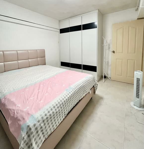 126 Lorong 1 Toa Payoh, 126 Lorong 1 Toa Payoh, 2 Bedrooms, 721 sqft, HDB Flat For Rent, by Eddie SOH, 500101939 - Bedroom - PropertyGuru.com.sg