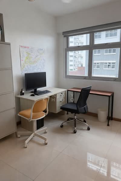 460A Bukit Batok West Avenue 9, 460A Bukit Batok West Avenue 9, 3 Bedrooms, 1,001 sqft, HDB Flat For Sale, by Andy Khoo, 500101943 - Study - PropertyGuru.com.sg