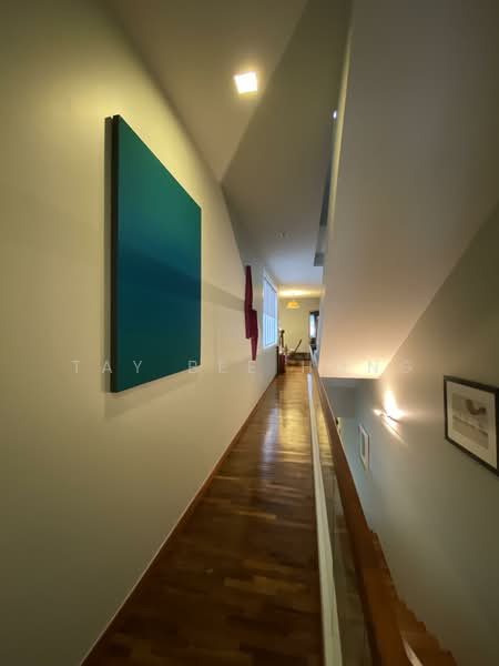 The Wharf Residence, 7 Tong Watt Road, 4 Bedrooms, 4,715 sqft, Condominium For Rent, by Tay Bee Hong, 500101951 - Corridor - PropertyGuru.com.sg