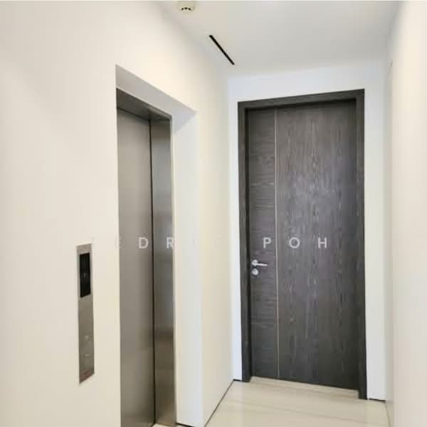 Hallmark Residences, 17 Ewe Boon Road, 2 Bedrooms, 969 sqft, Condominium For Sale, by Tedric Poh, 500101958 - Corridor - PropertyGuru.com.sg