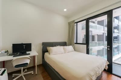 For Sale - Guillemard Edge