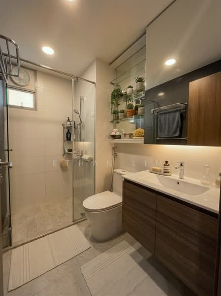 Waterfront Key, 772 Bedok Reservoir Road, 3 Bedrooms, 1,313 sqft, Condominium For Sale, by Ethan Lim, 500101970 - Bathroom - PropertyGuru.com.sg