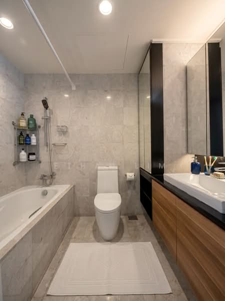 Waterfront Key, 772 Bedok Reservoir Road, 3 Bedrooms, 1,313 sqft, Condominium For Sale, by Ethan Lim, 500101970 - Bathroom - PropertyGuru.com.sg