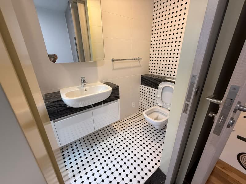 Sophia Hills, 5 Mount Sophia, 2 Bedrooms, 700 sqft, Condominium For Rent, by David Boon, 500101979 - Bathroom - PropertyGuru.com.sg