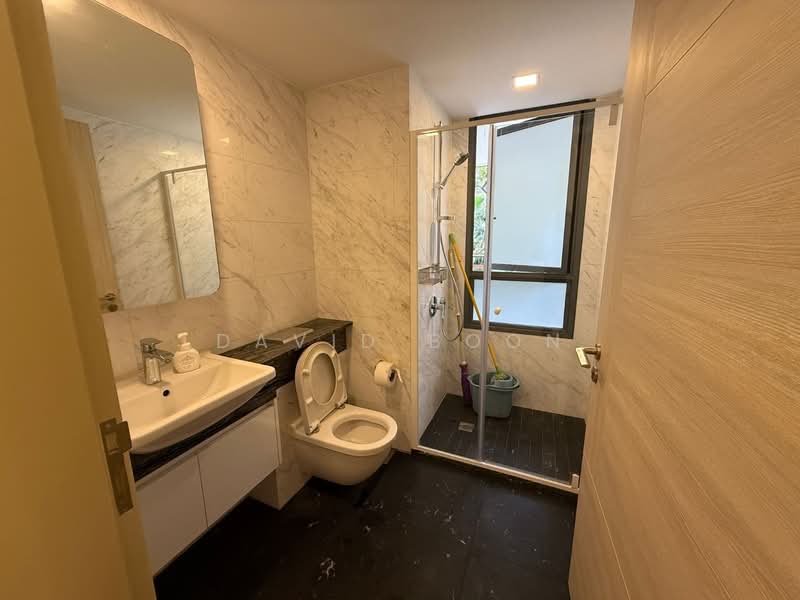 Sophia Hills, 5 Mount Sophia, 2 Bedrooms, 700 sqft, Condominium For Rent, by David Boon, 500101979 - Bathroom - PropertyGuru.com.sg