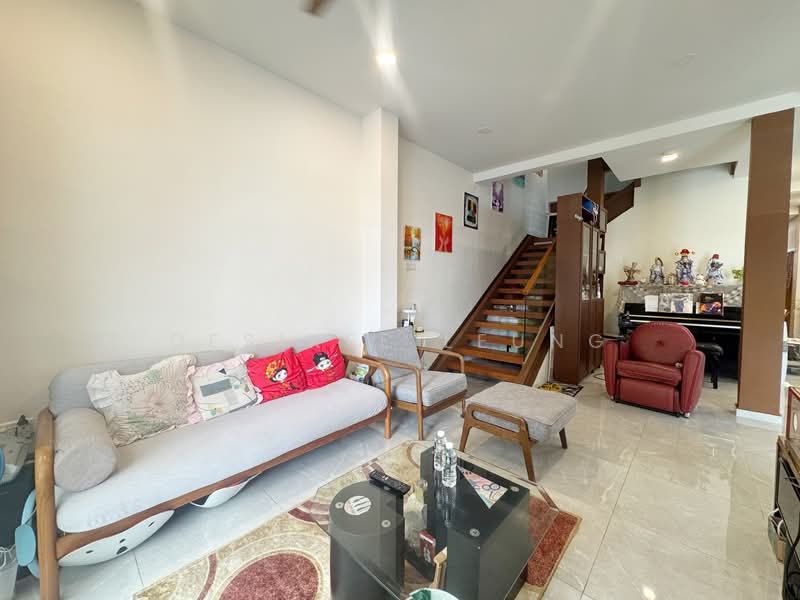 3.5 Storey Semi-Detached @ Telok Kurau. 1km to Tao Nan, , 4 Bedrooms, 3,500 sqft, Semi-Detached House For Sale, by Desiree Leung, 500101981 - Living Room - PropertyGuru.com.sg