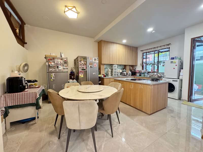 3.5 Storey Semi-Detached @ Telok Kurau. 1km to Tao Nan, , 4 Bedrooms, 3,500 sqft, Semi-Detached House For Sale, by Desiree Leung, 500101981 - Kitchen - PropertyGuru.com.sg