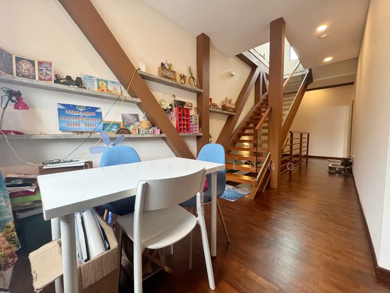 3.5 Storey Semi-Detached @ Telok Kurau. 1km to Tao Nan, , 4 Bedrooms, 3,500 sqft, Semi-Detached House For Sale, by Desiree Leung, 500101981 - Interior - PropertyGuru.com.sg