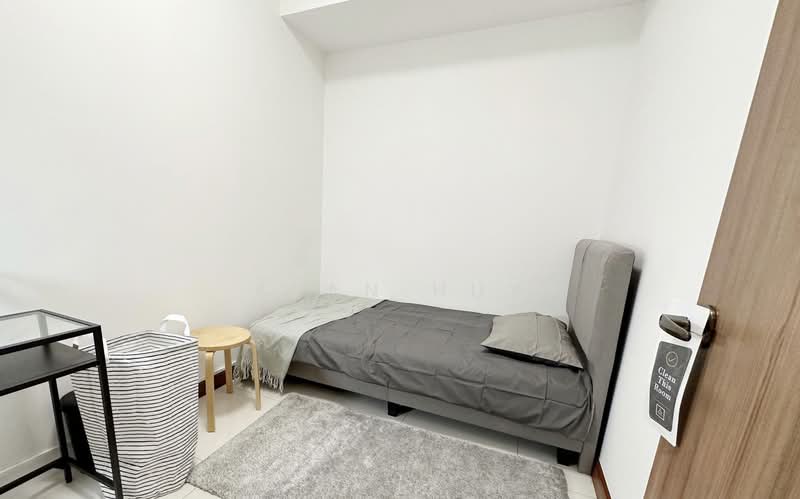 The Sail @ Marina Bay, 6 Marina Boulevard, Room Rental, 200 sqft, Condominium For Rent, by Alan Huy, 500101983 - Bedroom - PropertyGuru.com.sg