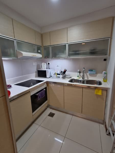 The Sail @ Marina Bay, 6 Marina Boulevard, Room Rental, 200 sqft, Condominium For Rent, by Alan Huy, 500101983 - Kitchen - PropertyGuru.com.sg