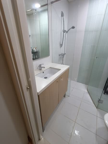 The Sail @ Marina Bay, 6 Marina Boulevard, Room Rental, 200 sqft, Condominium For Rent, by Alan Huy, 500101983 - Bathroom - PropertyGuru.com.sg