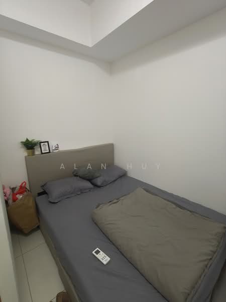 The Sail @ Marina Bay, 6 Marina Boulevard, Room Rental, 200 sqft, Condominium For Rent, by Alan Huy, 500101983 - Bedroom - PropertyGuru.com.sg