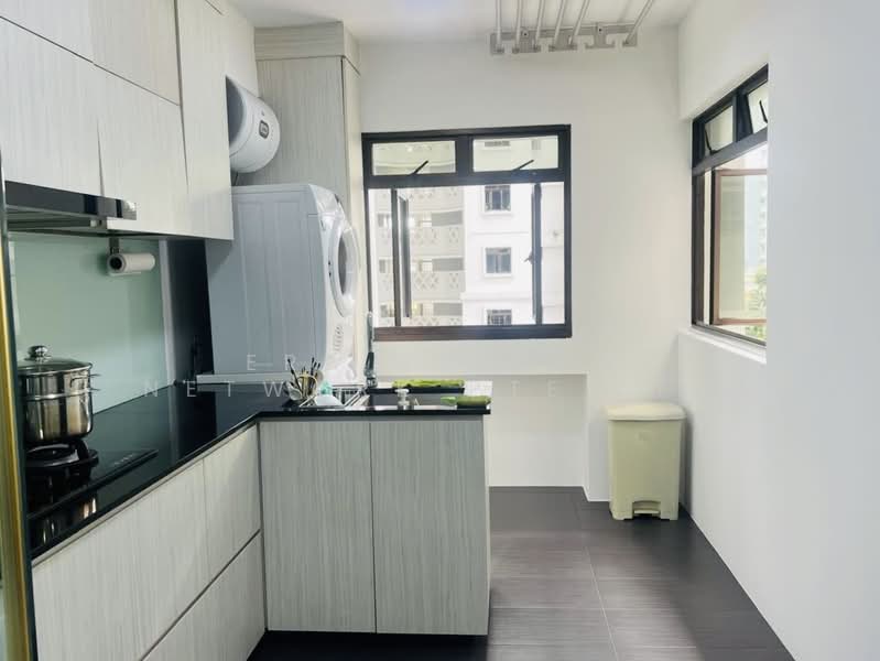 86 Telok Blangah Heights, 86 Telok Blangah Heights, 3 Bedrooms, 1,184 sqft, HDB Flat For Sale, by MARTIN, 500101984 - Kitchen - PropertyGuru.com.sg