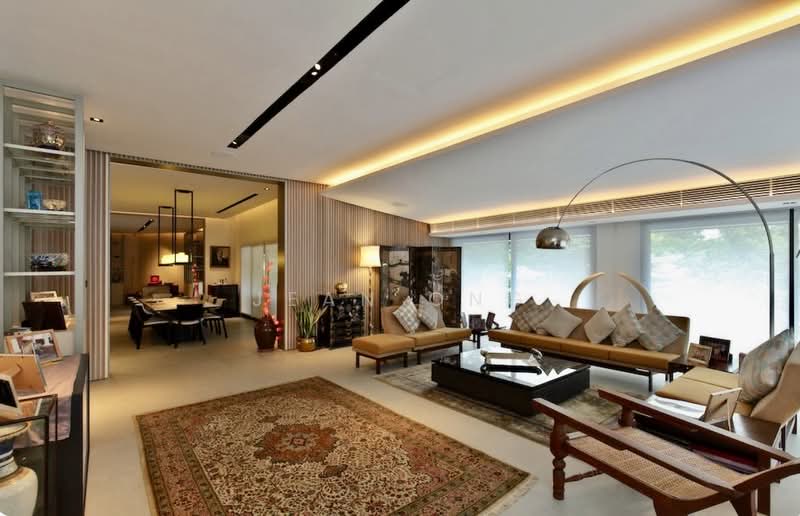 ❤️❤️SUBDIVISIBLE GCB. MODERN INTERIOR. EXPANSIVE LANDSCAPE. ☎️ JEAN 93571119, , 3 Bedrooms, 5,000 sqft, Good Class Bungalow For Sale, by Jean Ong, 500101990 - Living Room - PropertyGuru.com.sg