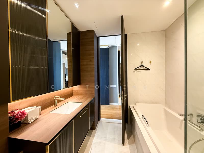 South Beach Residences, 28 South Beach Road, 2 Bedrooms, 1,249 sqft, Condominium For Sale, by Clifton Ong, 500101991 - Bathroom - PropertyGuru.com.sg