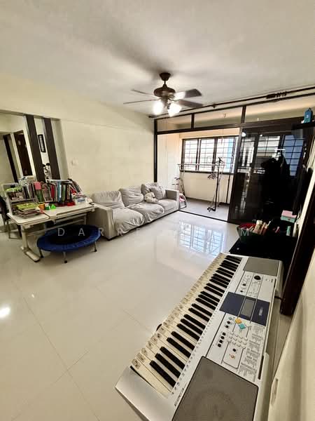 504A Montreal Drive, 504A Montreal Drive, 4 Bedrooms, 1,399 sqft, HDB Flat For Sale, by Darrell Sim, 500101994 - Living Room - PropertyGuru.com.sg