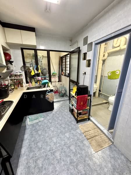 504A Montreal Drive, 504A Montreal Drive, 4 Bedrooms, 1,399 sqft, HDB Flat For Sale, by Darrell Sim, 500101994 - Kitchen - PropertyGuru.com.sg