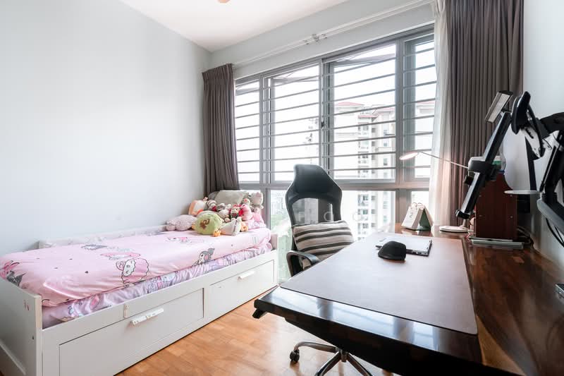 Eight Courtyards, 10 Canberra Drive, 3 Bedrooms, 1,130 sqft, Condominium For Sale, by Jill Poo, 500102009 - Bedroom - PropertyGuru.com.sg